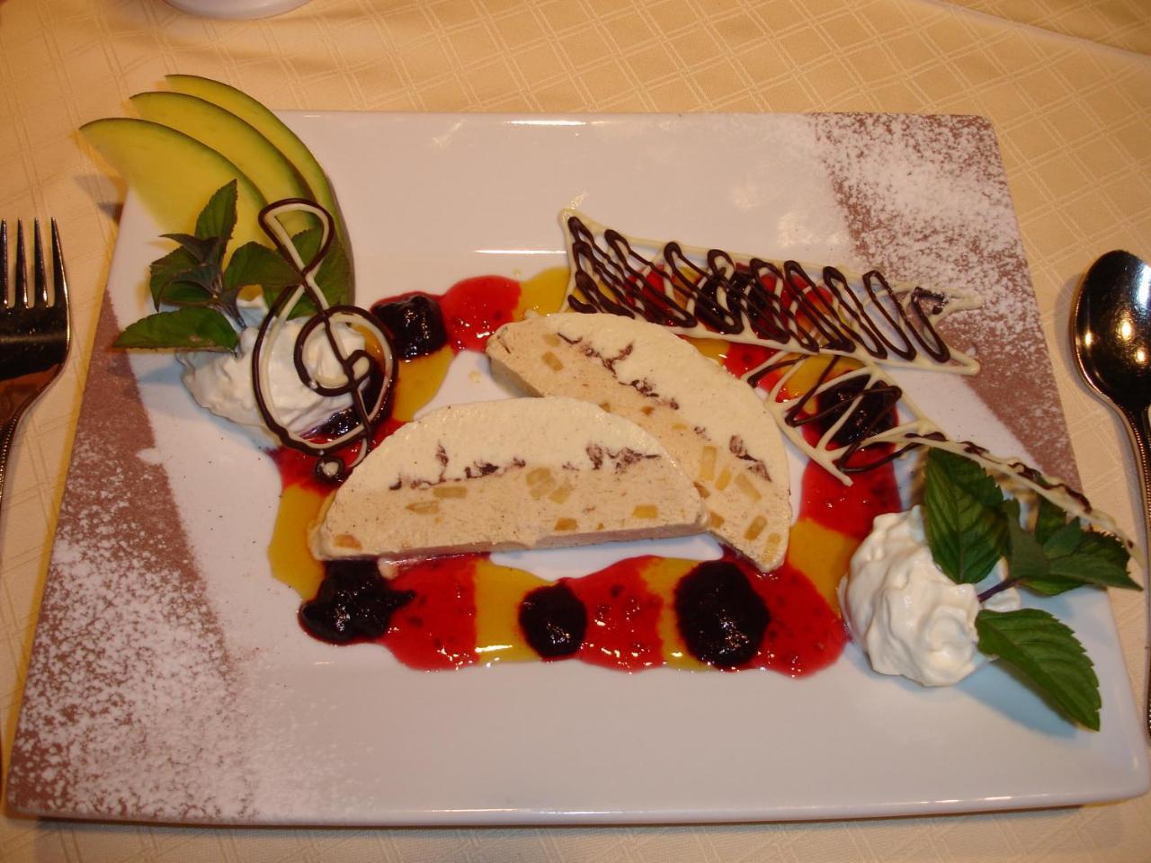 Dolomitenhotel Lienz Exterior photo